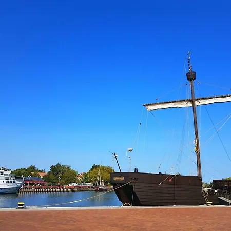 Fischerhus Luetthauke By Interhome Altwarp